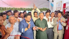 চট্টগ্রাম বিশ্ববিদ্যালয়ে যেন বহিরাগতরা প্রবেশ করতে না পারে: অর্থমন্ত্রী
