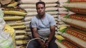সিরাজগঞ্জ থেকে লুট হওয়া ৫৯০ বস্তা চাল গাজীপুরে উদ্ধার, গ্রেফতার দুই