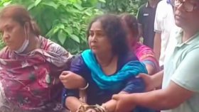 বেড়াতে এসে মাকে হত্যার অভিযোগ মেয়ের বিরুদ্ধে