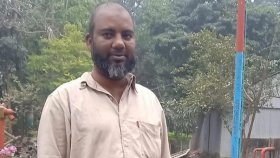 কালবৈশাখী ঝড়ে ঘরের চাল উড়ে গায়ে পড়া শ্রমিক মারা গেছেন