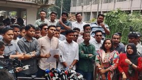 গেস্টরুম-গণরুম নির্যাতনের বিচার ও আবাসন সংকটে ছাত্রদলের স্মারকলিপি
