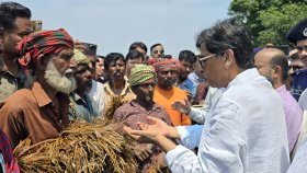 আমিও কৃষক, আমার ধানটা এরকম পচলে বুঝতাম কত কষ্ট: কৃষিমন্ত্রী