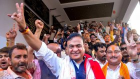 আসামে হিমন্ত বিশ্ব শর্মার শপথ মঙ্গলবার, থাকতে পারেন মোদি
