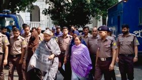 শাপলা চত্বরের মামলায় দীপু মনি-রুপা-বাবুকে গ্রেফতার দেখালেন ট্রাইব্যুনাল