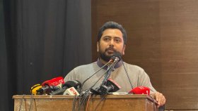 ‘সরকারের মধ্য থেকে এস আলম ও সালমান এফ রহমান হওয়ার প্রতিযোগিতা হচ্ছে’