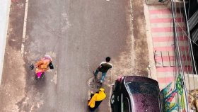 দুয়েক ফোঁটা বৃষ্টির পরেই আবার ভ্যাপসা গরম