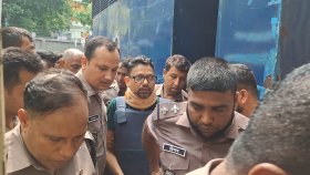 ট্রাকচালক হোসেন হত্যা: শেখ হাসিনাসহ ৩৪ জনের বিরুদ্ধে চার্জ শুনানি পেছালো