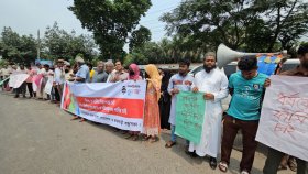 প্রতিবাদ সমাবেশে জনতার প্রশ্ন, ‘এভাবে আর কত রামিসা শেষ হবে?’