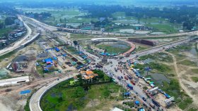 বদলে যাচ্ছে উত্তরবঙ্গের ঈদযাত্রা