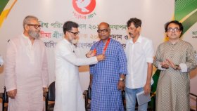 ‘পল্লীমা গ্রীণ স্বর্ণপদক-২০২৫’ পেলেন নদী গবেষক শেখ রোকন 