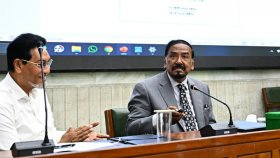 সংসদ ভবনে ‘নবায়নযোগ্য সৌরবিদ্যুৎ অন-গ্রিড রুফটপ’ উদ্বোধন