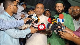 লঞ্চ নিয়ে যাত্রীদের যে পরামর্শ দিলেন নৌ প্রতিমন্ত্রী