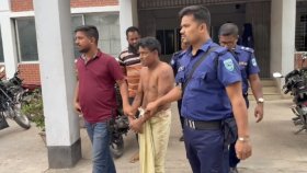 নাতনিকে ধর্ষণের অভিযোগে নানাকে গণপিটুনি, পুলিশে সোপর্দ
