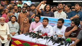 পুলিশ বাহিনীকে জুলাইয়ের কথা মনে রাখতে হবে: হাসনাত আবদুল্লাহ
