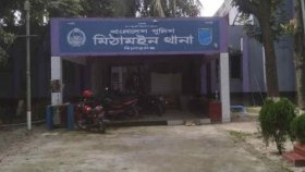 দুই ভাইকে বেঁধে রেখে বড় ভাইকে বল্লমের আঘাতে নদীতে ফেলে হত্যা