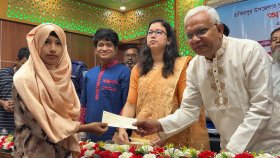 আগে স্বাবলম্বী ছিলাম, মন্ত্রী হওয়ার পরে অর্থকষ্টে আছি: ডা. জাহিদ