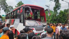 গোপালগঞ্জে বাস-মোটরসাইকেলের সংঘর্ষে নিহত ৫