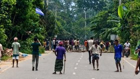 টাঙ্গাইলে ১৪৪ ধারা ভঙ্গ করে দুই গ্রামবাসীর সংঘর্ষ 