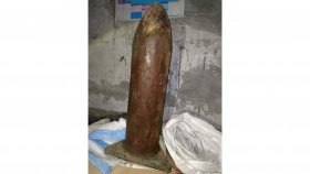 বসতবাড়ি থেকে সীমান্তের পিলার উদ্ধার, আটক ৪