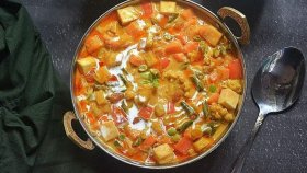 পুষ্টি ও স্বাদে ভরপুর নবরত্ন তরকারি