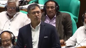 ফেসবুক থেকে ক্ষতিকর কনটেন্ট সরাতে আইন হচ্ছে: স্বরাষ্ট্রমন্ত্রী 