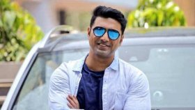 মমতার সঙ্গেই থাকব, শুভেন্দুদাও প্রিয়: দেবের মন্তব্যে নতুন জল্পনা
