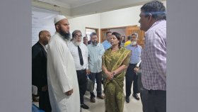 রাজস্ব সার্কেল পরিদর্শনে ডিসি ফরিদা, শুনলেন নাগরিক অভিযোগ