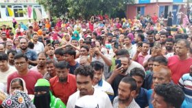 একের পর এক কারখানা বন্ধে হাজারো শ্রমিক বেকার, কবে কাটবে অস্থিরতা