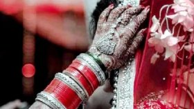 বিয়ের আসরে অতিরিক্ত মাতাল বর, বিয়ে ভেঙে পুলিশি সম্মাননা পেলেন কনে