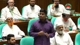 প্রতিমন্ত্রীর বিরুদ্ধে কথা বলে সাংবাদিকের জেল হয়েছে, আমি প্রটেকশন চাই: এমপি হাসনাত