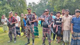 বিজিবি ও গ্রামবাসীর প্রতিরোধে ৭ জনকে ফেরত নিতে বাধ্য হলো বিএসএফ
