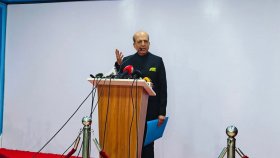 দায়িত্ব নিয়েই ভিসা চালুর ঘোষণা দিলেন দীনেশ ত্রিবেদী