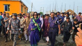 স্বরাষ্ট্রমন্ত্রী অতি তৎপরতা নিজের মন্ত্রণালয়ে দেখালে দেশবাসী উপকৃত হতো: রুমিন ফারহানা