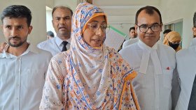 নতুন মামলায় গ্রেফতার মিষ্টি সুবাস বললেন, ‘কথা বললে জামিন আটকে যায়’