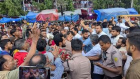 গুলিস্তানে হঠাৎ জামায়াত-বিএনপির সংঘর্ষ, জানা গেলো রহস্য