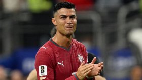 কান্নাভেজা বিদায়ে অবসর নিয়ে যা বললেন রোনালদো