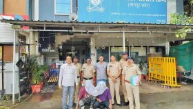 এআই দিয়ে দিতেন ‘বিলাসী’ স্ট্যাটাস, ধনী ভেবে পরিচিতরাই করলেন বাড়ি চুরি