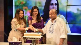 অপু পেলেন সোনার কলস, শাকিব পেলেন ঘড়ি—পূর্ণিমার জন্মদিনের উপহারে কী ছিল?