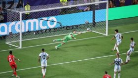 সমতা থাকায় আর্জেন্টিনা-সুইজারল্যান্ড ম্যাচ গড়ালো অতিরিক্ত সময়ে
