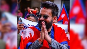 ক্ষমতায় বসানোর কয়েক মাস পরই কেন প্রধানমন্ত্রীর বিরুদ্ধে রাস্তায় নেপালি জেন-জি