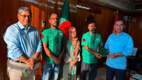 প্রধানমন্ত্রীর সঙ্গে বিডি ক্লিনের সদস্যদের সৌজন্য সাক্ষাৎ