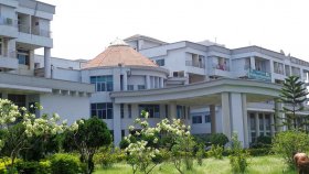 মায়ের লাশের পাশে কাঁদছিল তিন মাসের শিশু