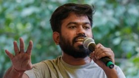 ‘এখনও অনেক পথ বাকি’, আন্দোলন প্রত্যাহারের পরের দিন অভিজিৎ দীপকে