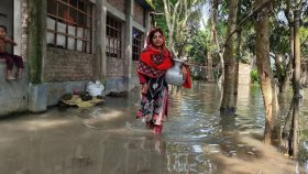 কৃত্রিম বন্যার কবলে কয়েকশ পরিবার, হাজারো মানুষের ভোগান্তি