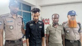 আরেকজনের ড্রাইভিং লাইসেন্সের পরীক্ষা দিতে এসে বড় বিপদে যুবক
