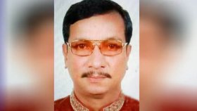 একা ঘরে মরে পচে যাচ্ছিল বাবার লাশ, জানেন না প্রবাসী তিন ছেলে