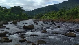 পাহাড়, পাথর আর স্বচ্ছ জলের মায়ায় উৎমাছড়া