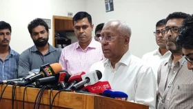 ইসিতে মির্জা ফখরুলের একটি ও অলি আহমদের দুটি মনোনয়নপত্র দাখিল 