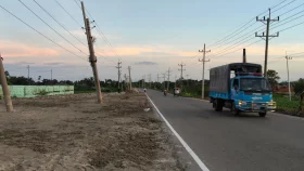 প্রধানমন্ত্রী আসবেন, তাই বালুচাপা দেওয়া হলো ২০ বছরের ময়লার ভাগাড়