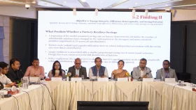 ‘পোশাক খাতে কার্বন নিঃসরণ কমানোর বিকল্প নেই, বাধা কর ও অর্থায়নে’